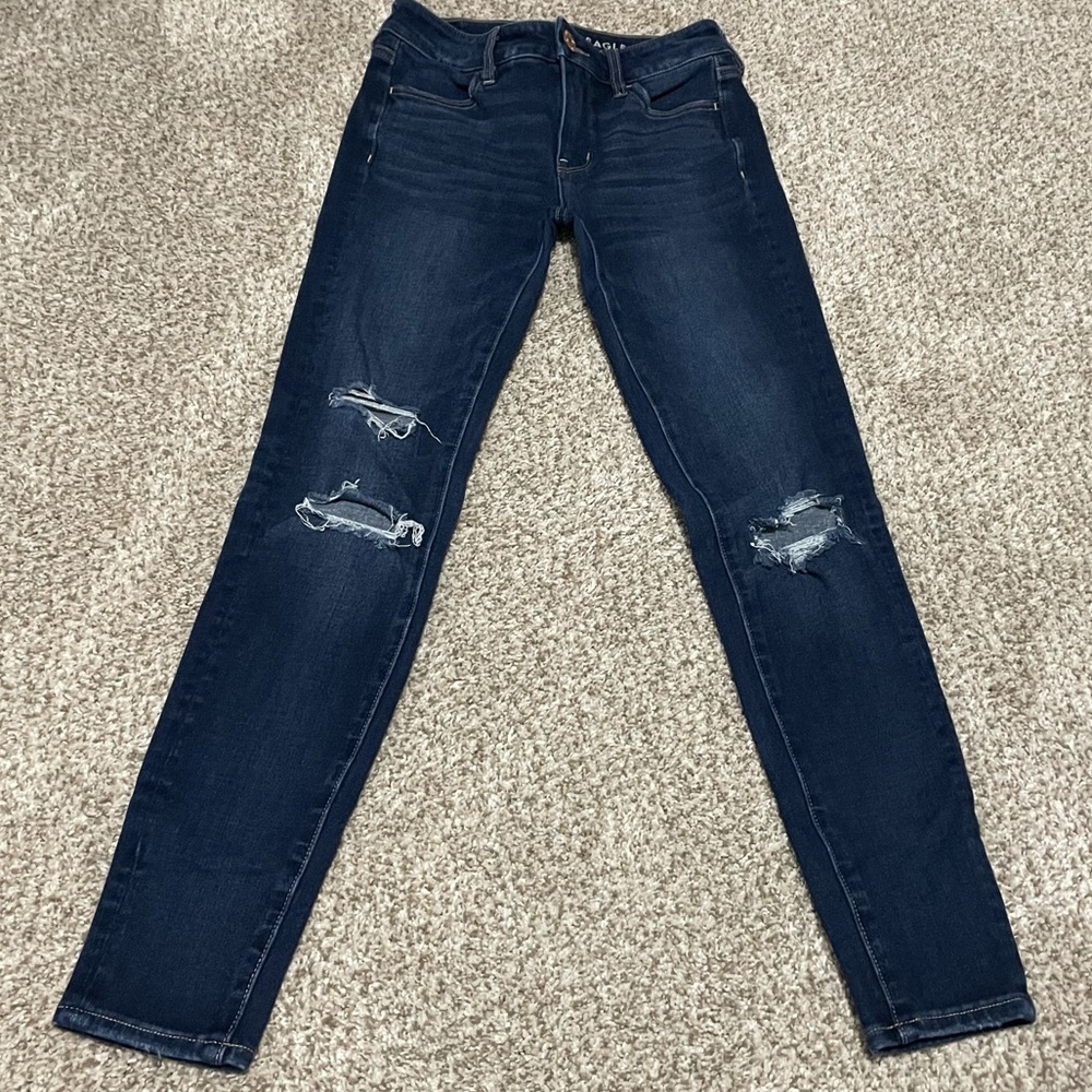 American Eagle Outfitters ripped skinny jeans 00 regular